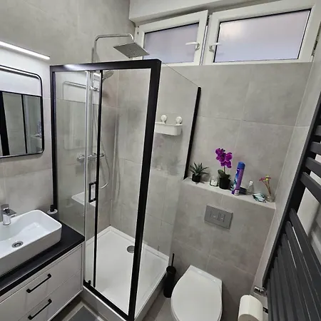 8wygodny W Centrum Wroclawia 브로츠와프